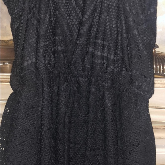 Cute lace pattern romper - Picture 3 of 4